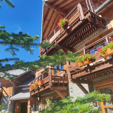 Hotel l'Ecrin des Neiges La Joue du Loup Exterior foto